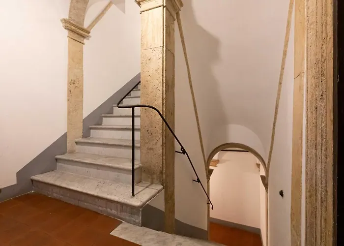 By The Pantheon With Two Bedroom 2 Bathroom Roma
