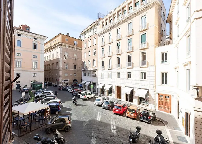 By The Pantheon With Two Bedroom 2 Bathroom Daire *