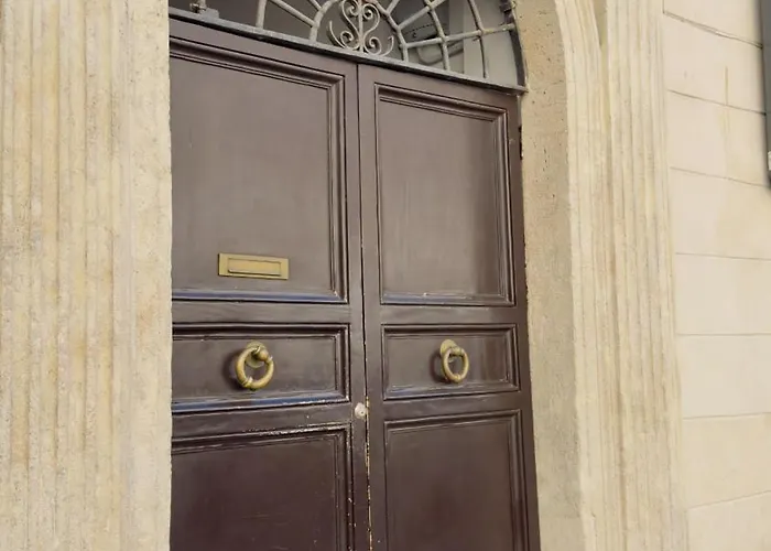 By The Pantheon With Two Bedroom 2 Bathroom * Рим